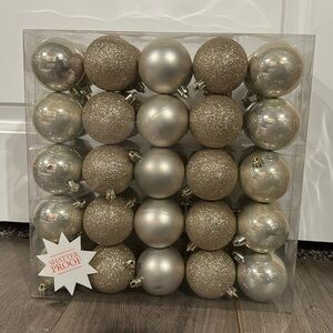 NEW Champagne Gold and Silver Ornaments Shatterproof Christmas Ornaments 50pcs